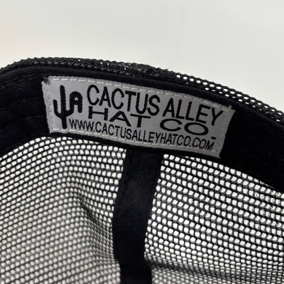 Southwestern Cactus | Aztec Pattern Snapback | Western Festival Cap | Like New - Picture 9 of 9